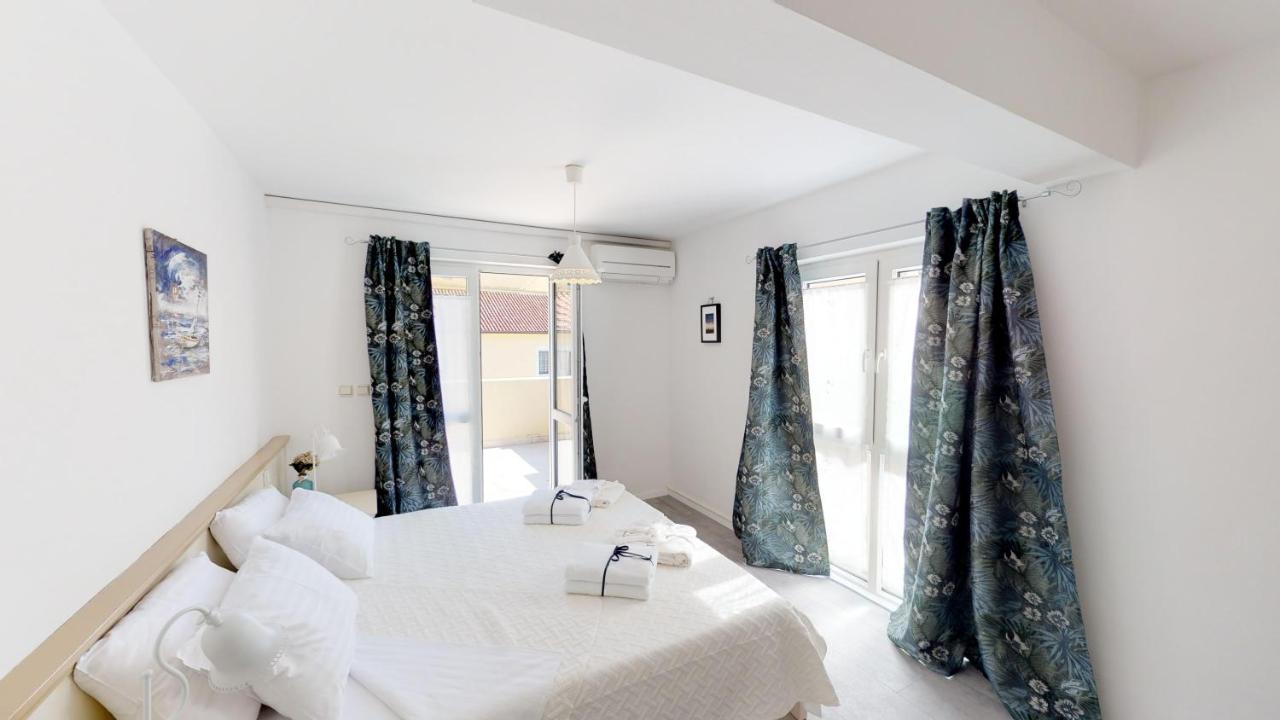 Stella Deluxe Superior 5 Star Apartment, Your Piece Of Heaven By The Sea & Park, With Sea View Novigrad (Istria) Exterior foto