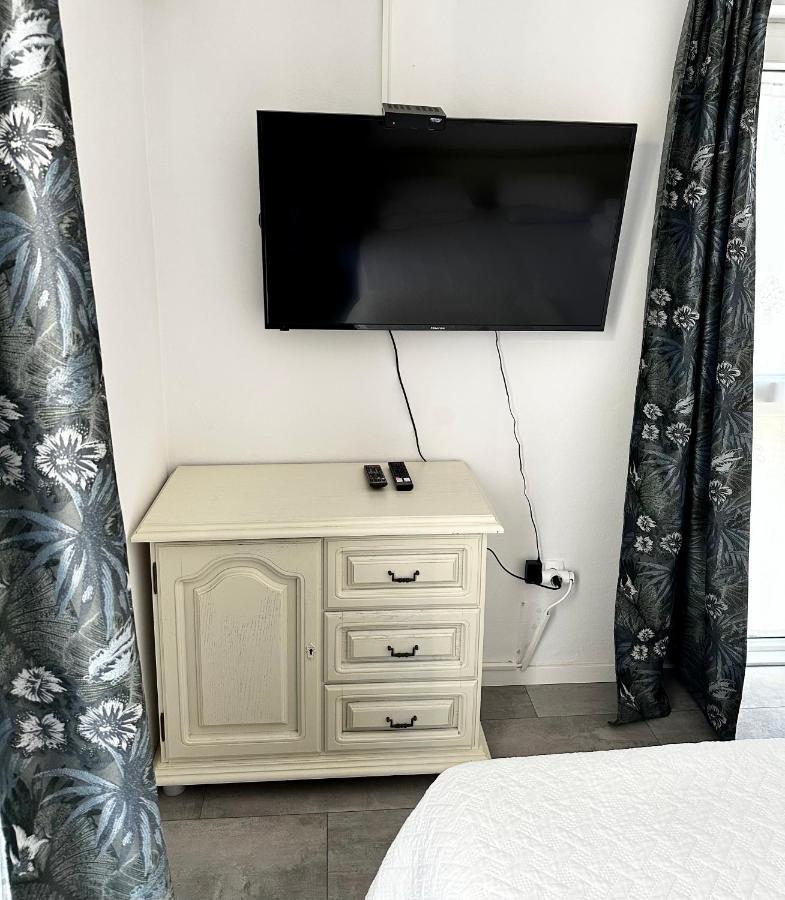 Stella Deluxe Superior 5 Star Apartment, Your Piece Of Heaven By The Sea & Park, With Sea View Novigrad (Istria) Exterior foto